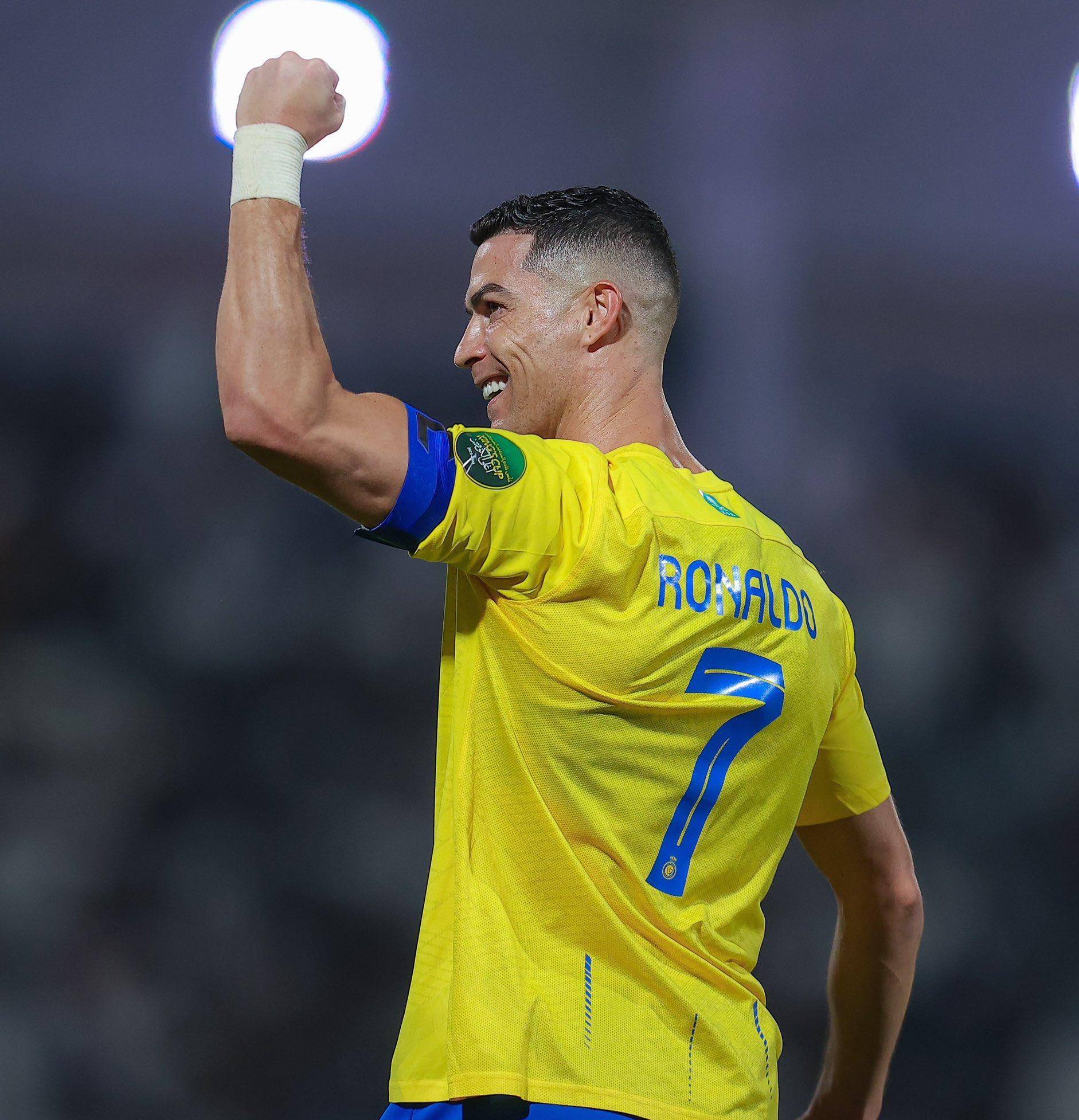 德甲战报：法兰克福对阵多特蒙德 大黄蜂目标锁定联赛亚军