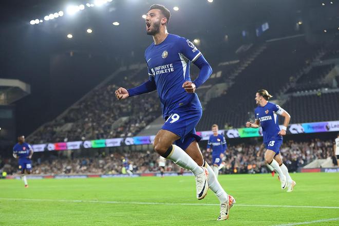 库里全场21投11中，三分11中3得到31分3篮板5助攻