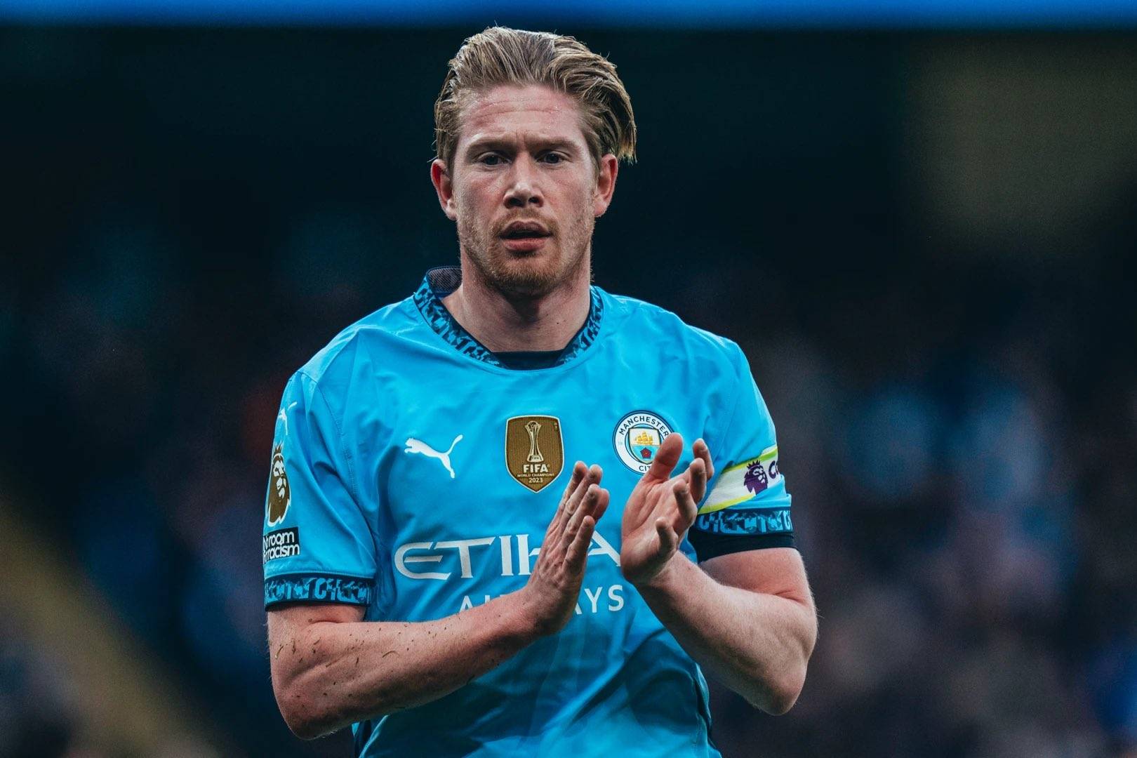 亲密互动，广东19岁王洪泽恋情曝光，女友可爱，体育生，杜锋祝福