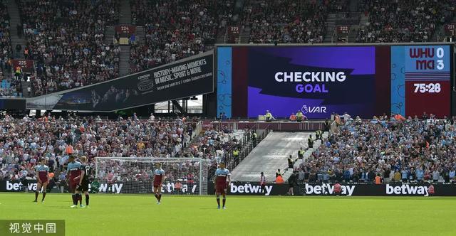 意甲-亚伯拉罕破门 米兰连扳两球2-2佛罗伦萨