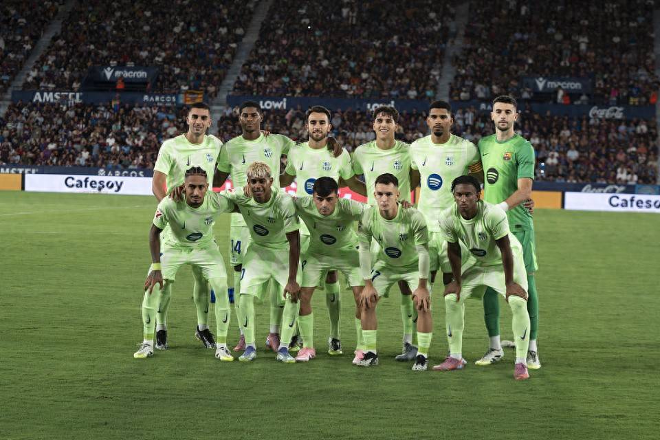 巴萨敲定租入坎塞洛